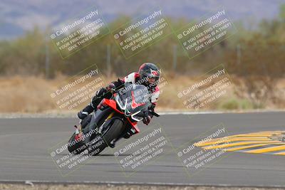 media/Sep-10-2022-SoCal Trackdays (Sat) [[a5bf35bb4a]]/Turn 6 (1140am)/